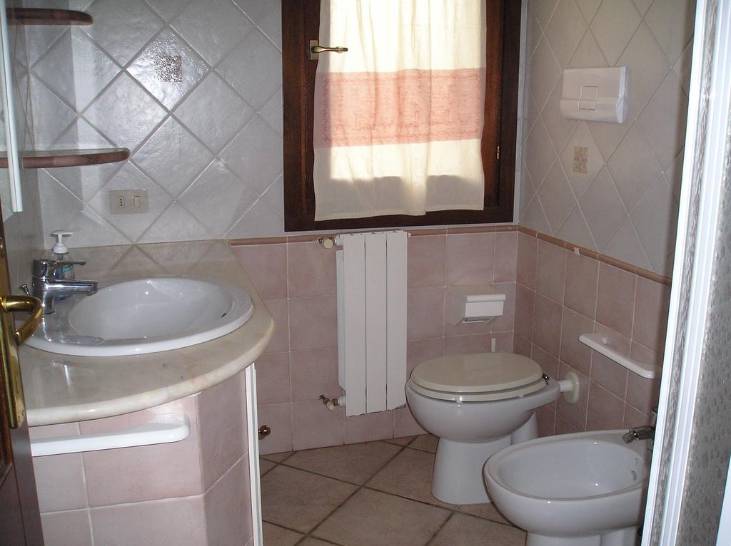 Villa Maestrale Olbia Rum bild